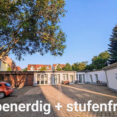 Fewo Urban Gotha - Apartment Orangerie - Am Schlosspark- Parken An Der Der Tuer- Barrierefrei, 900 Meter Zum Bahnhof - Wallbox Dış mekan fotoğraf