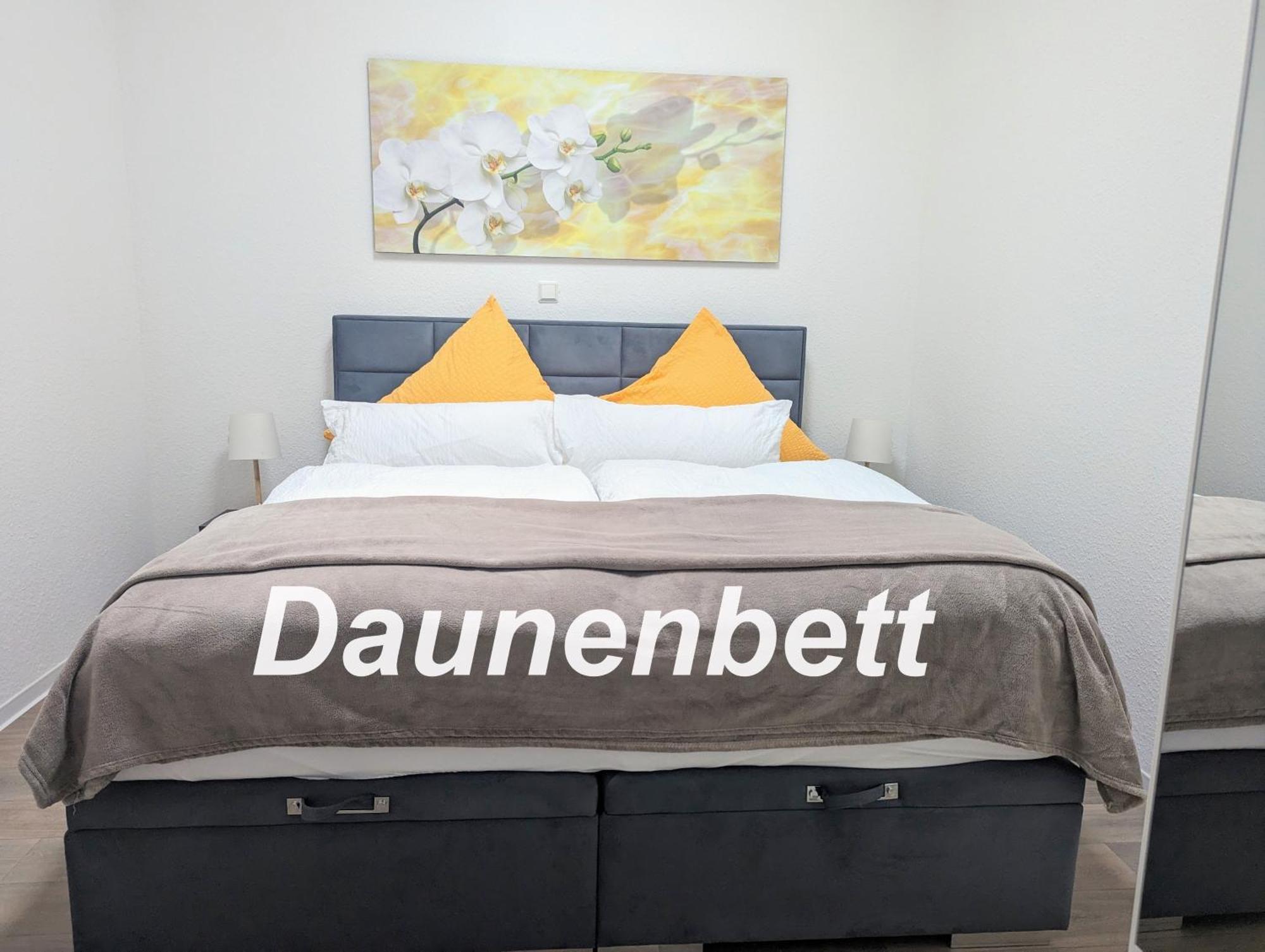Fewo Urban Gotha - Apartment Orangerie - Am Schlosspark- Parken An Der Der Tuer- Barrierefrei, 900 Meter Zum Bahnhof - Wallbox Dış mekan fotoğraf